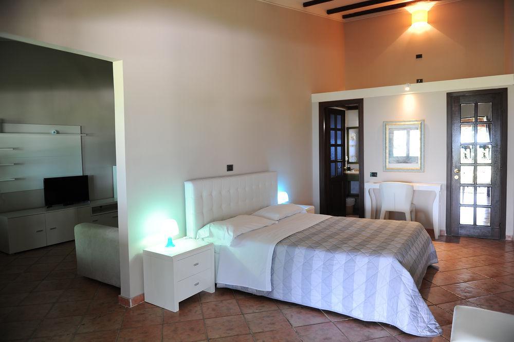 Il Poggio Dei Pettirossi Apartment Pettorano sul Gizio ภายนอก รูปภาพ